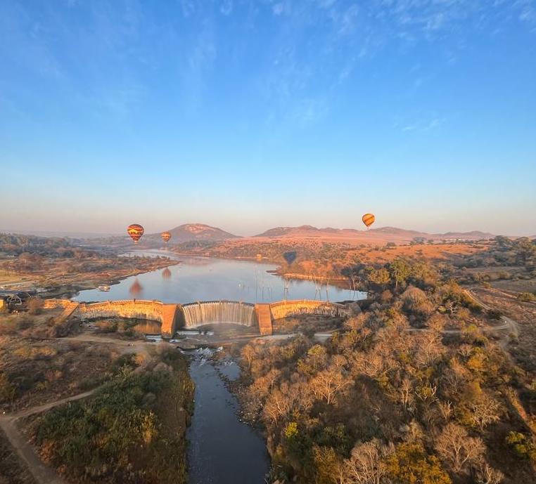 Hot air balloon ride over Lake Heritage, Johannesburg